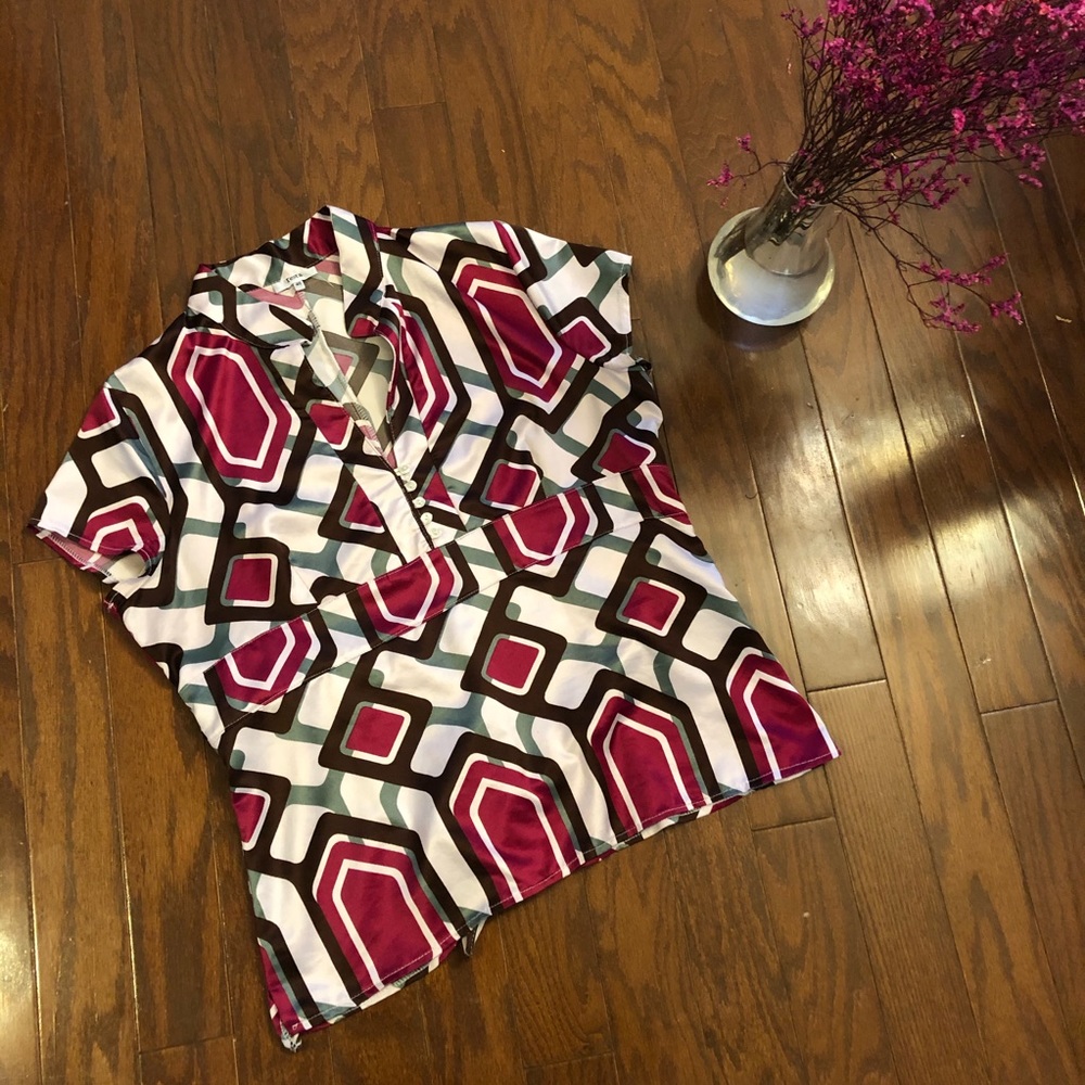 Geometric design blouse